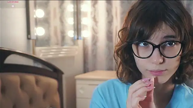 Snapshot of SibleyBurner chatting on January 2026 06:17:02 AM SibleyBurner online show from January 2026 06:17:02 AM