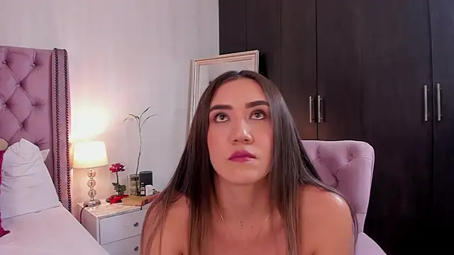 natashaleightt online show from March 2026 01:32:01 AM