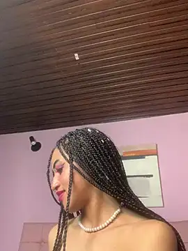 MichelleDiaz Pink online show from February 2025 10:41:01 AM