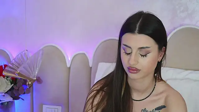 Alice Voss online show from March 2026 06:14:01 AM