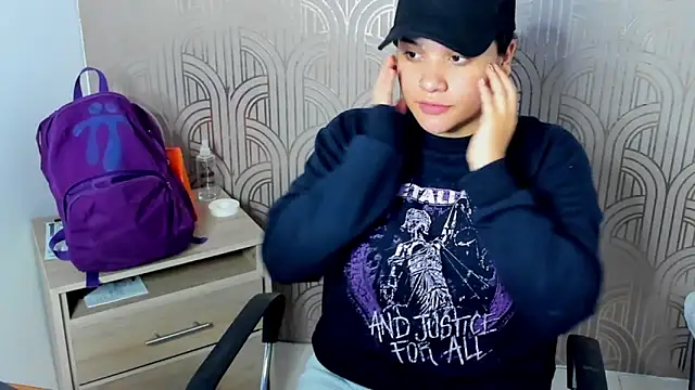 Snapshot of BloodyMaary_ chatting on February 2025 12:36:01 PM BloodyMaary online show from February 2025 12:36:01 PM