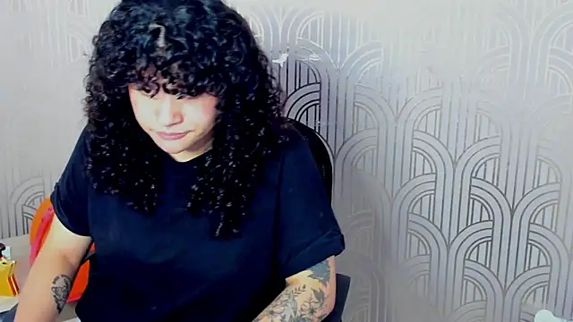 Snapshot of BloodyMaary_ chatting on February 2025 03:52:01 PM BloodyMaary online show from February 2025 03:52:01 PM