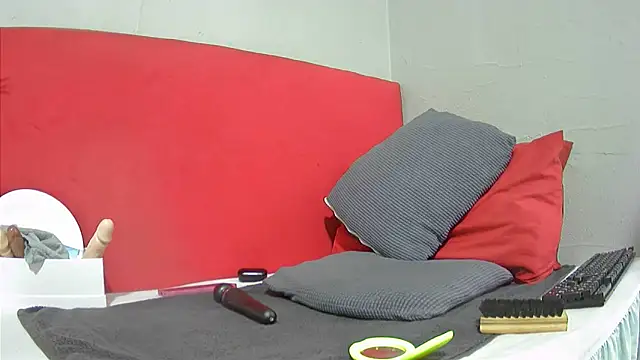 tasha97x online show from February 2026 05:11:01 AM