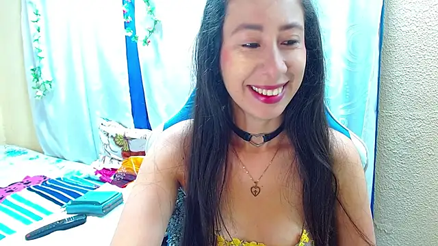 Gia leinn online show from October 2025 04:15:02 PM