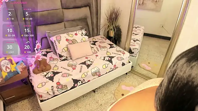 Layla Clarke online show from September 2025 03:50:02 AM