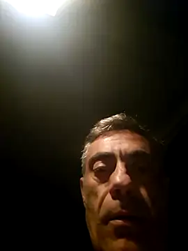 Snapshot of Shun4627 chatting on April 2026 01:42:02 AM Shun4627 online show from April 2026 01:42:02 AM