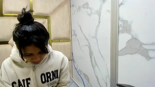 Kendall 6669 online show from December 2025 12:22:01 PM