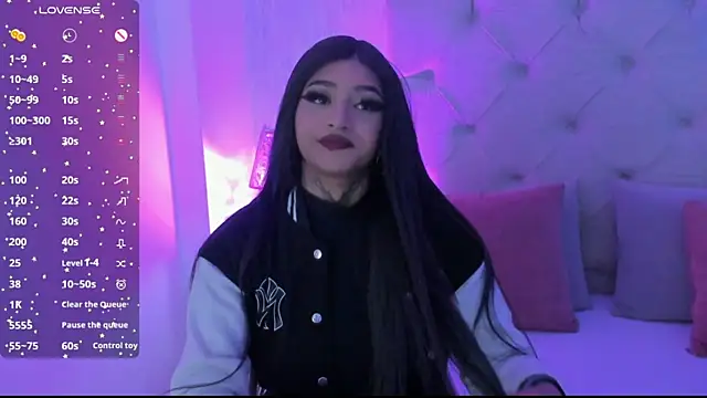 Snapshot of goth_tasha chatting on May 2026 12:23:02 PM goth tasha online show from May 2026 12:23:02 PM