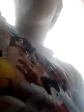 krolay16 online show from March 2025 11:42:01 PM