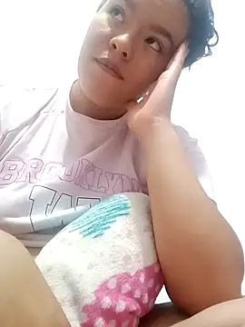 krolay16 online show from March 2025 11:24:02 PM