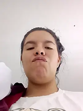 krolay16 online show from March 2025 01:56:01 AM