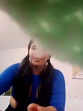 krolay16 online show from March 2025 04:10:01 PM