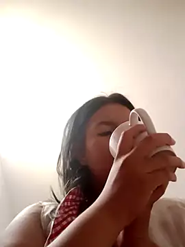 krolay16 online show from March 2025 07:35:02 PM