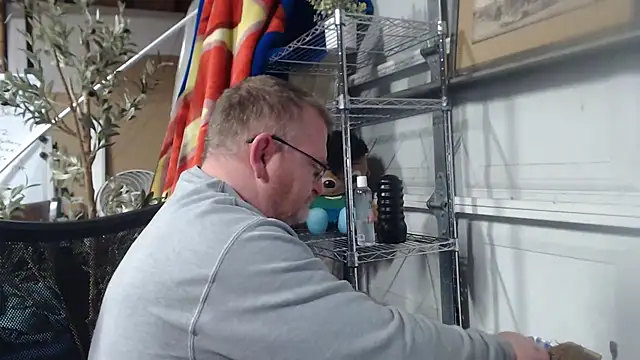 Randomoldguy615 online show from March 2025 12:26:02 AM