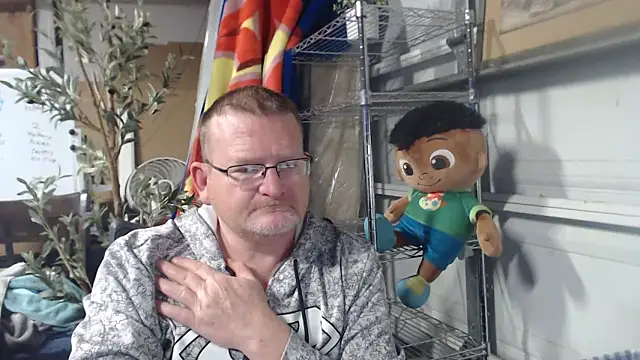 Randomoldguy615 online show from March 2025 12:40:02 AM