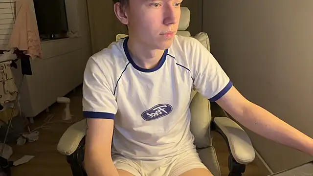 Snapshot of tommy_colson chatting on November 2025 04:53:02 PM tommy colson online show from November 2025 04:53:02 PM