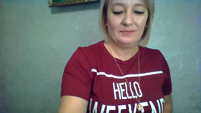 Snapshot of ArielXLoveresss chatting on October 2025 07:42:01 AM ArielXLoveresss online show from October 2025 07:42:01 AM