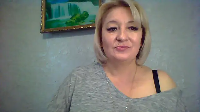 Snapshot of ArielXLoveresss chatting on October 2025 08:15:02 AM ArielXLoveresss online show from October 2025 08:15:02 AM