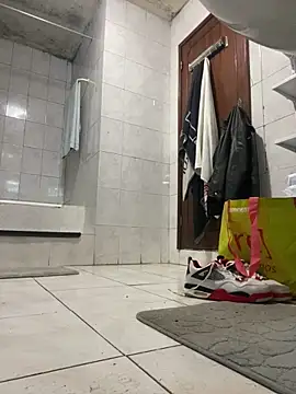 rogerdik76 online show from February 2026 06:12:02 AM