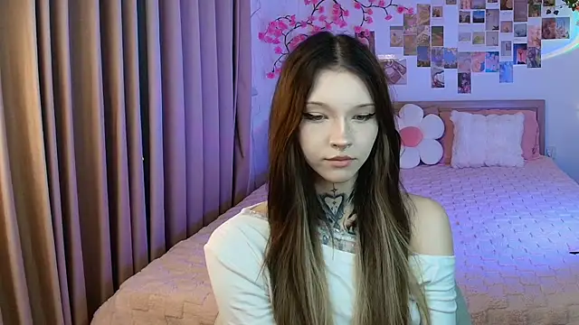 mefwhore online show from April 2026 12:54:01 PM