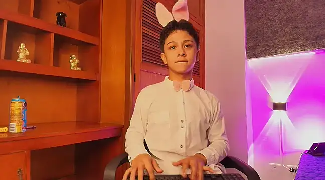 Snapshot of Dante_bre chatting on March 2025 12:23:02 PM Dante bre online show from March 2025 12:23:02 PM