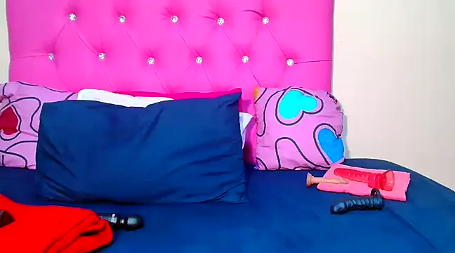 Snapshot of SEXYASSTINAXXX chatting on March 2025 02:05:01 AM SEXYASSTINAXXX online show from March 2025 02:05:01 AM