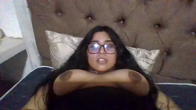 Snapshot of virginbrunette99 chatting on March 2025 07:26:01 AM virginbrunette99 online show from March 2025 07:26:01 AM