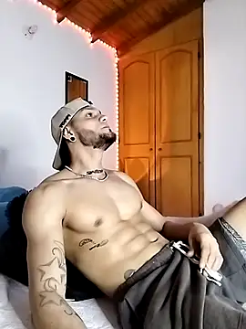 morenosiam online show from November 2025 02:13:01 AM