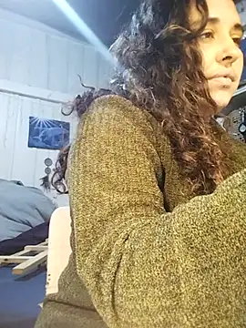 Fellyna online show from November 2025 04:33:01 PM