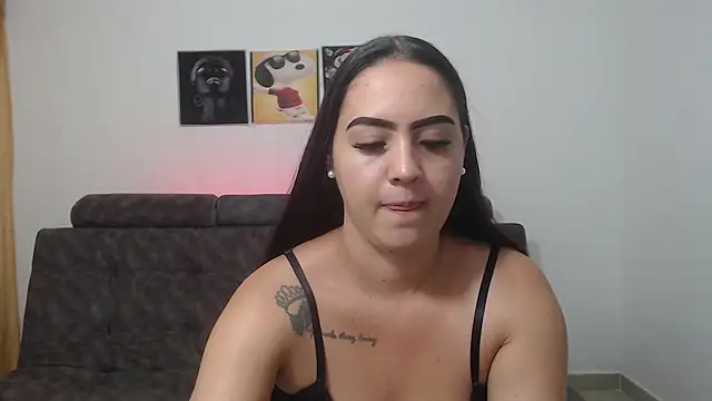 Anthonela Queen online show from March 2025 05:22:02 AM