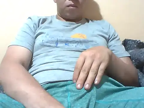 Snapshot of fabian699 chatting on November 2025 04:00:02 AM fabian699 online show from November 2025 04:00:02 AM