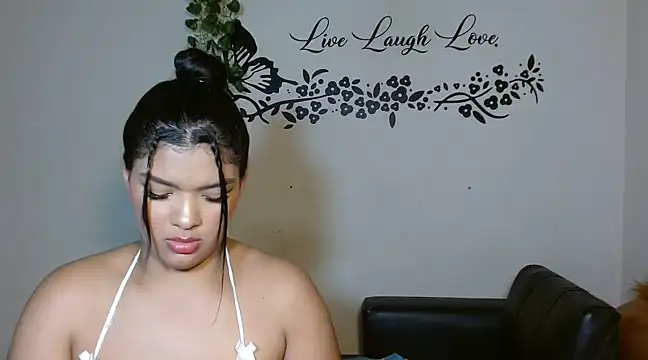 Adele Adkins19 online show from March 2025 06:33:01 PM