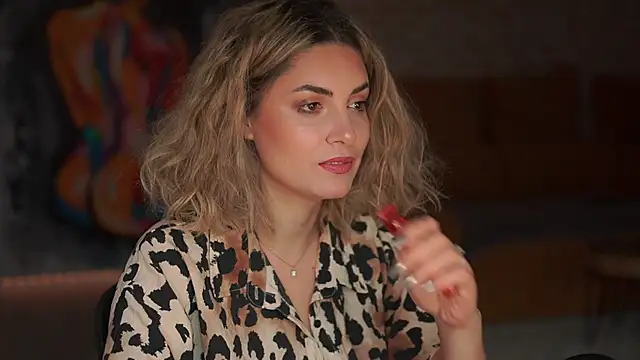  Allie  online show from December 2025 11:03:02 AM