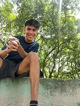 twinks 28 online show from September 2025 04:12:02 PM