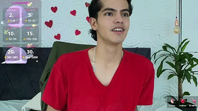 Snapshot of Maximoherrera_16 chatting on April 2026 01:26:01 PM Maximoherrera 16 online show from April 2026 01:26:01 PM