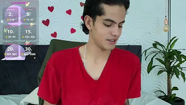 Snapshot of Maximoherrera_16 chatting on April 2026 12:54:01 PM Maximoherrera 16 online show from April 2026 12:54:01 PM
