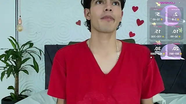 Snapshot of Maximoherrera_16 chatting on May 2026 12:46:02 PM Maximoherrera 16 online show from May 2026 12:46:02 PM