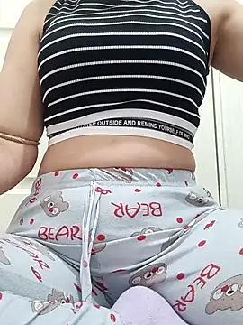 Snapshot of Sehrazat34 chatting on November 2025 01:04:01 PM Sehrazat34 online show from November 2025 01:04:01 PM