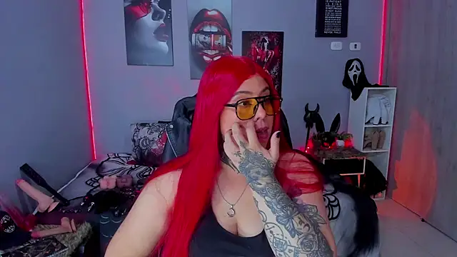 Veronika metal online show from December 2025 08:16:02 PM