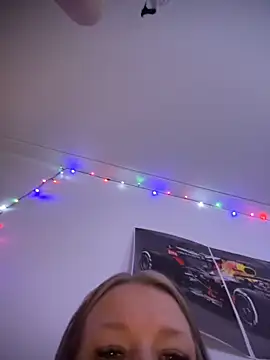 SwedishAstrid online show from April 2026 04:45:01 PM