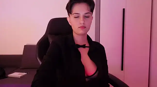 DomAres online show from February 2025 07:56:02 PM