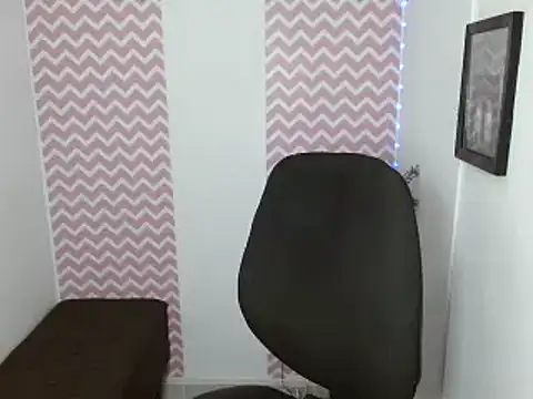 dayanacarson online show from December 2025 03:32:02 PM