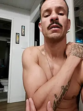 Snapshot of juniortche1313 chatting on December 2025 10:51:01 PM juniortche1313 online show from December 2025 10:51:01 PM