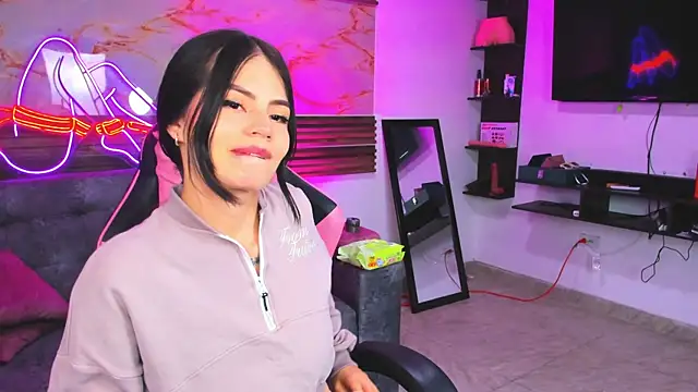 Cloe roouse online show from May 2026 01:47:02 AM
