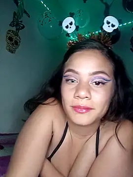 Valen thompsom 002 online show from October 2025 04:45:02 AM