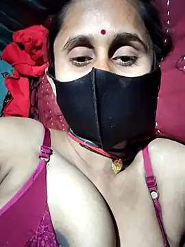 Snapshot of Divya_Chandok chatting on February 2026 07:02:02 AM Divya Chandok online show from February 2026 07:02:02 AM