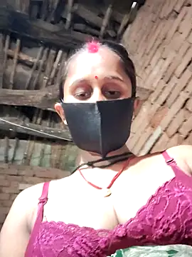 Snapshot of Divya_Chandok chatting on February 2026 07:04:02 AM Divya Chandok online show from February 2026 07:04:02 AM
