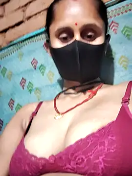 Snapshot of Divya_Chandok chatting on February 2026 04:27:02 PM Divya Chandok online show from February 2026 04:27:02 PM