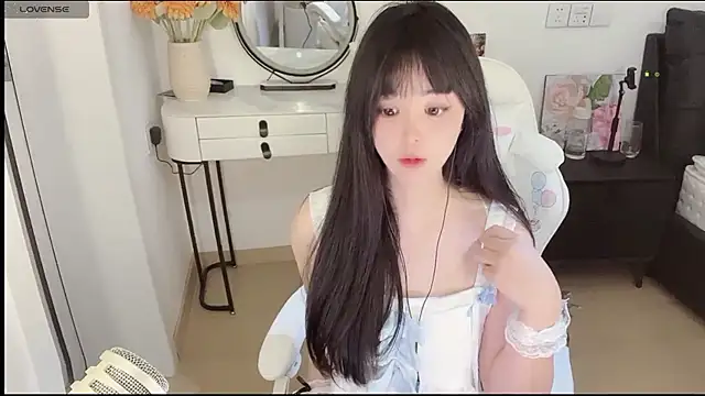 Milla-z online show from March 2025 07:25:02 AM