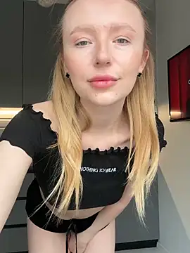 EvaBrooklyn online show from March 2025 05:23:02 AM